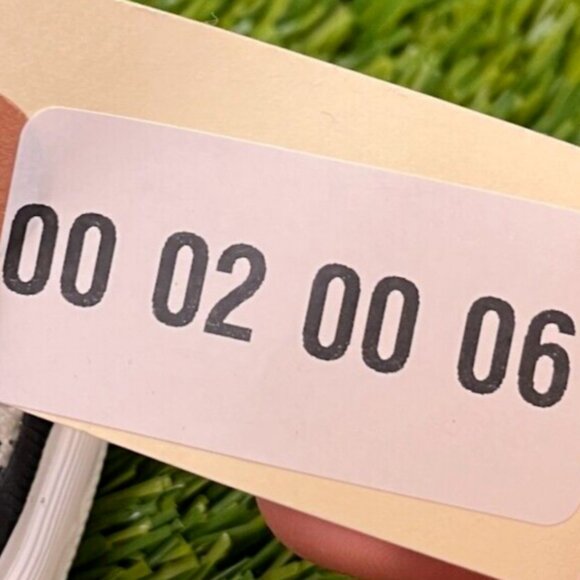 Converse One Star Doodle Graffiti Boys Size 6Y White Walking Shoes Sneakers - Picture 10 of 11